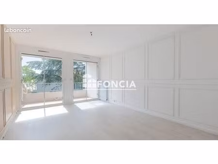 résidence avec ascenseur