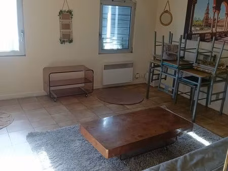 grand studio à vendre