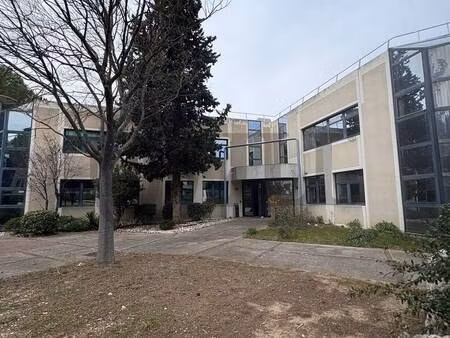 jll bureaux marseille