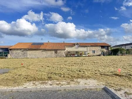 terrain constructible viabilisé à vendre