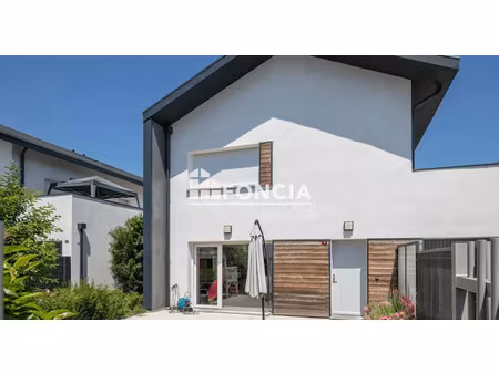 vente appartement 4 pièces 84 m² à varces-allières-et-risset (38760)  350 000 €