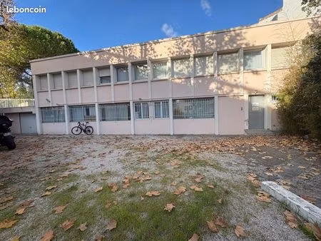 bureau / local commercial