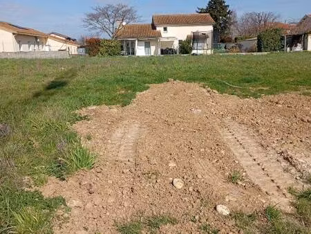 terrain constructible viabilisé à vendre
