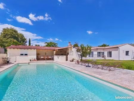 maison 6 pièces 174 m²