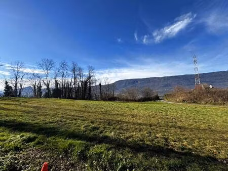 terrain constructible viabilisé à vendre