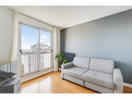 studio rue du rendez-vous 22.72 m2