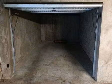 parking à louer