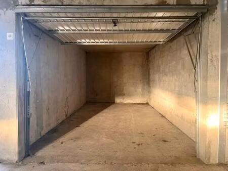 parking à louer
