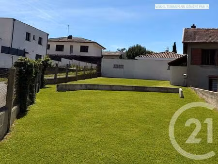 terrain constructible à vendre