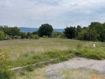 terrain constructible viabilisé à vendre