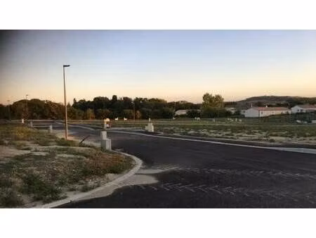 terrain constructible viabilisé à vendre