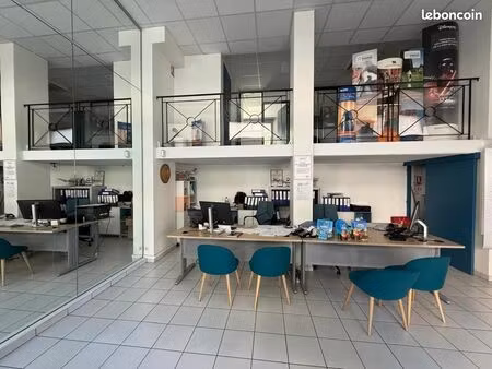 local commercial 110 m²