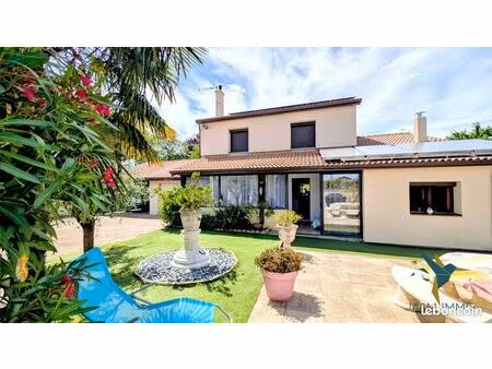 maison 6 pièces 155 m²