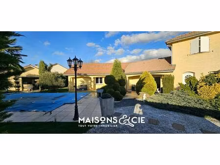 maisons & cie