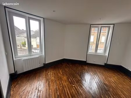 loue appartement 2 pièces 49 m2 à conflans sur lanterne