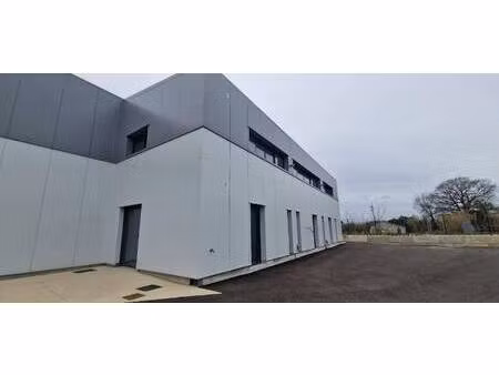 local commercial à louer