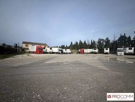 espace industriel à vendre