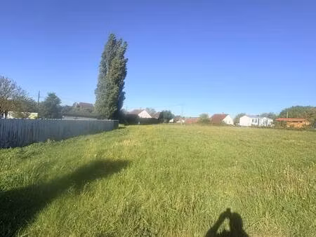 terrain constructible viabilisé à vendre