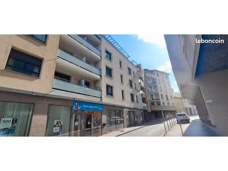 t1 oullins centre