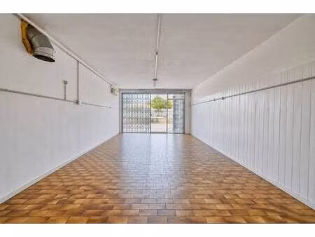 local commercial à vendre