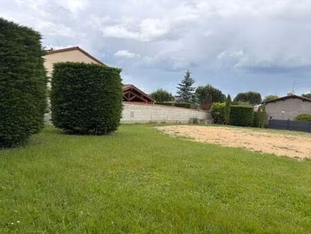 terrain constructible viabilisé à vendre