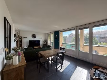 appartement t3 67m² lumineux traversant avec balcon