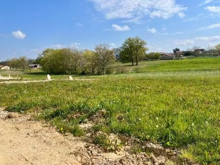 terrain constructible viabilisé à vendre