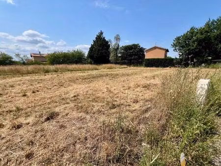 terrain constructible viabilisé à vendre