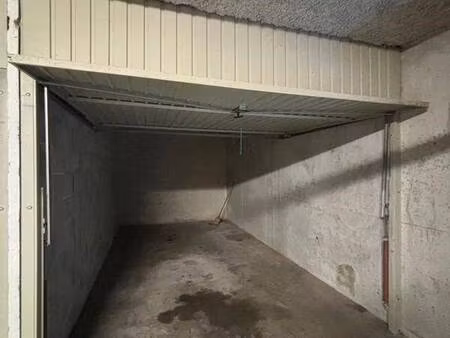 parking à louer