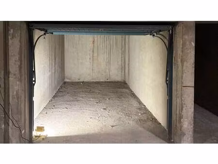 parking à louer