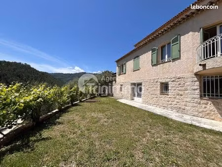 maison 6 pièces 176 m²