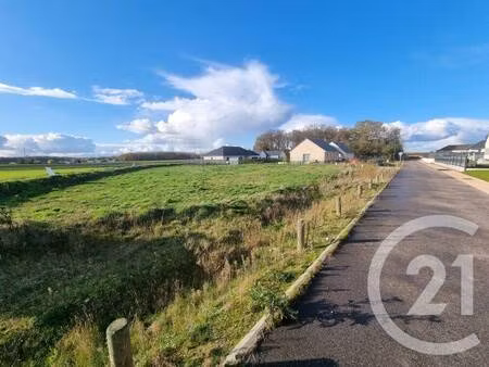 terrain constructible viabilisé à vendre