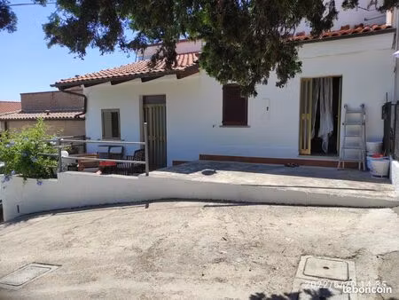 vends maison-appartement mer