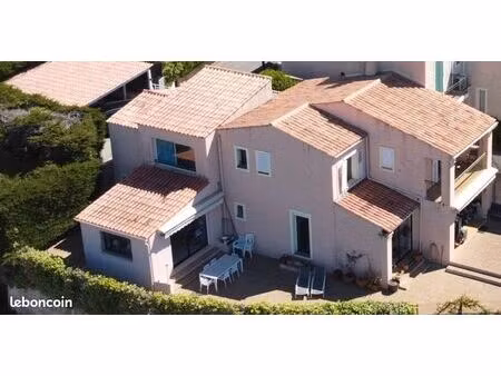 villa 188 m² sans vis-à-vis avec jardin et piscine quartier des collettes (dont 130 m² car