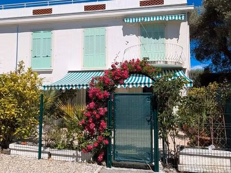 loue t2 dans belle résidence juan les pins