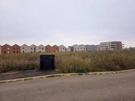 terrain constructible viabilisé à vendre