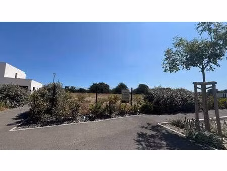 terrain constructible à vendre