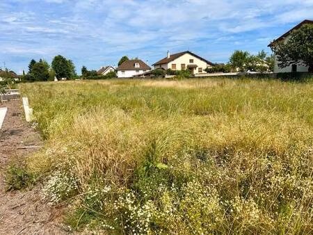terrain constructible viabilisé à vendre