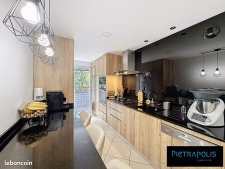 appartement 4 pièces 82 m²
