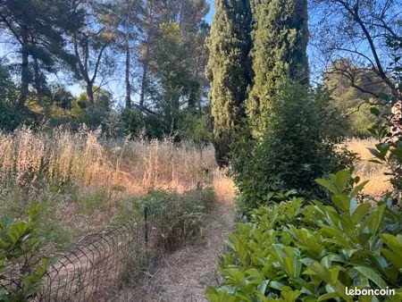 terrain 510 m² les pennes mirabeau