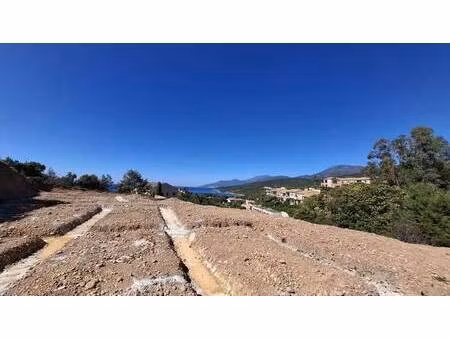 terrain constructible viabilisé à vendre