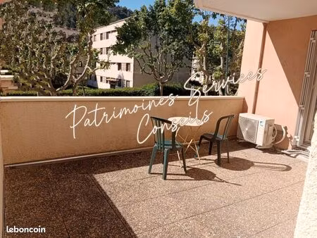 bien rare à carnoux : 81 65 m² avec deux terrasses  transformable en habitation ou en loca