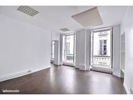bureaux 70 m²
