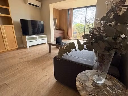 mougins le haut lumineux t1 bis de 42 m² (52m2 surface utile) – climatisation  jardin  log