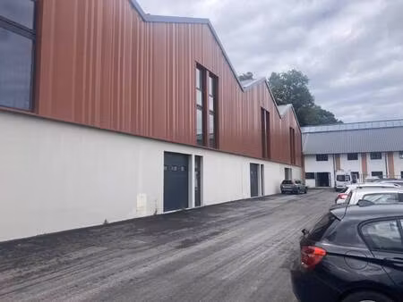 local d'activités à louer