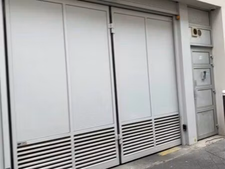 parking box fermé
