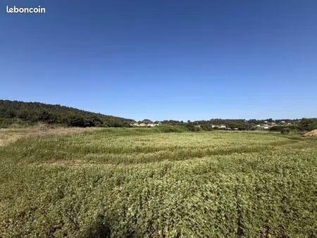 terrain 905 m² gardanne