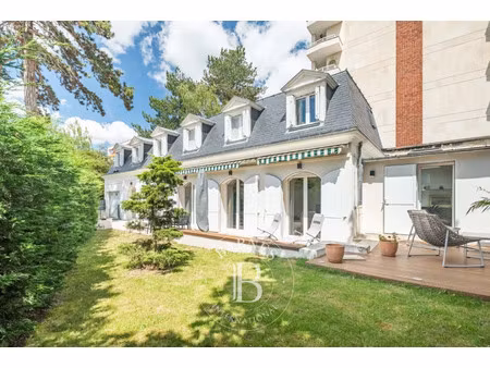 maison de ville à vendre dans le quartier gérard de nerval