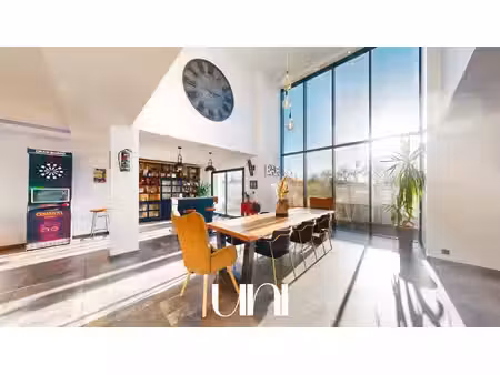 uni