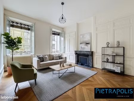 appartement 2 pièces 56 m²